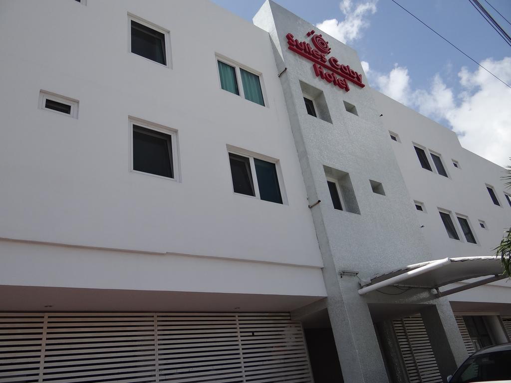 Hotel Suites Gaby Cancún Exterior foto